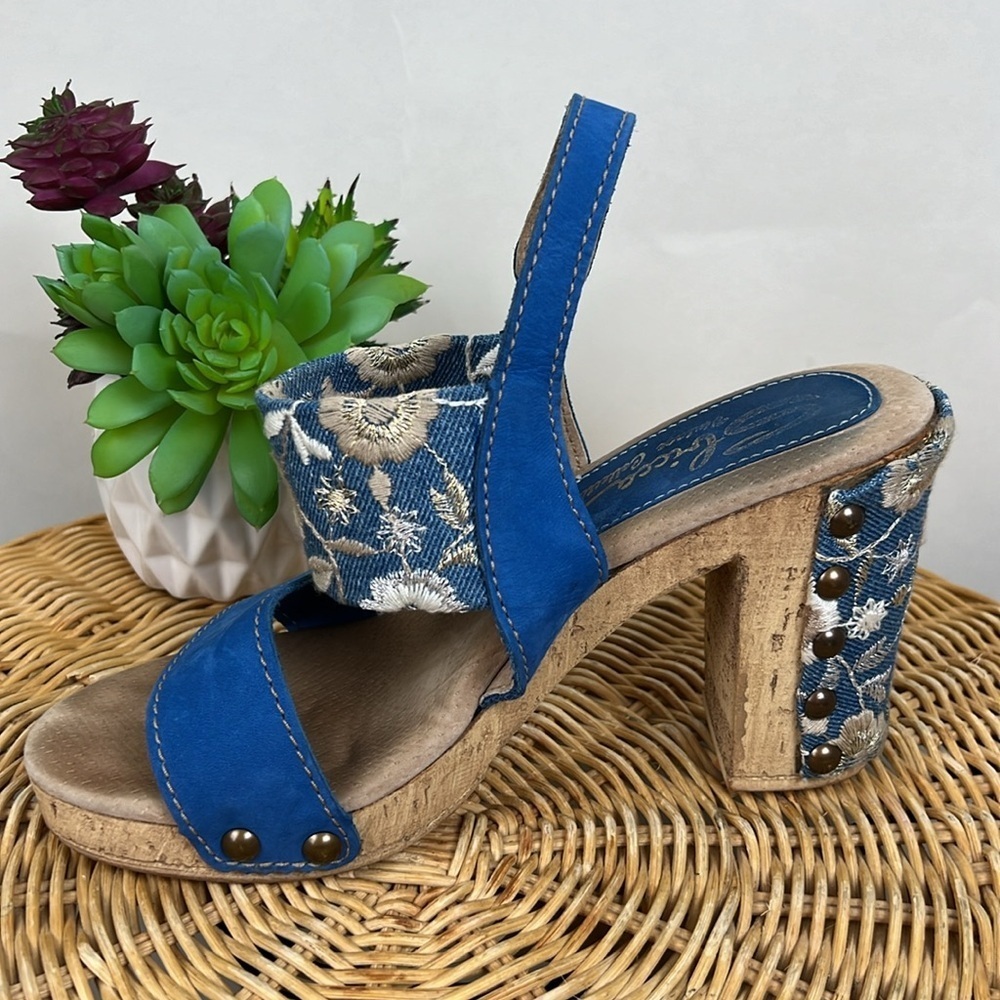 Sbicca Chunky Heel Sandal Embroidered Denim Studded Open Toe 40